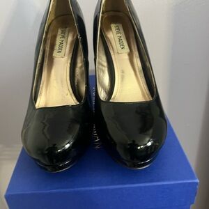 Steve Madden Glossy Black Heels